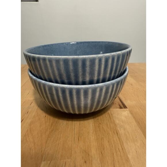 Laurie Gates AMALIE Blue Reactive Glaze 6" Soup Cereal Bowls 2 Pc EUC - Picture 1 of 4